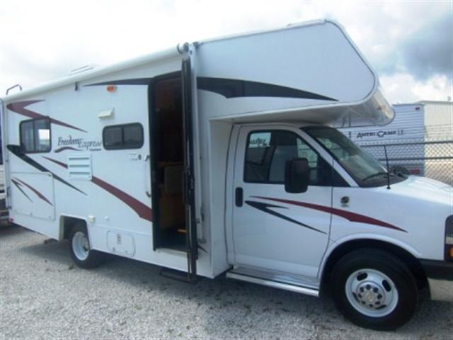 Used 2008 Coachmen Freedom Express 21QB Class C For Sale